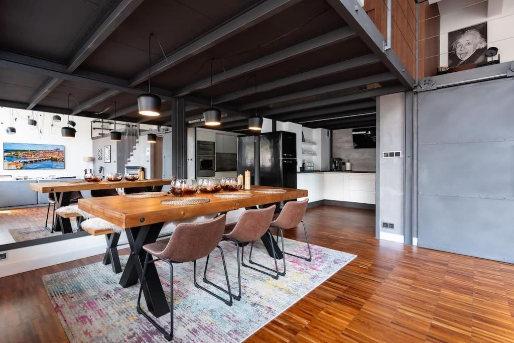 Ferienwohnung The Factory Loft Prag Exterior foto